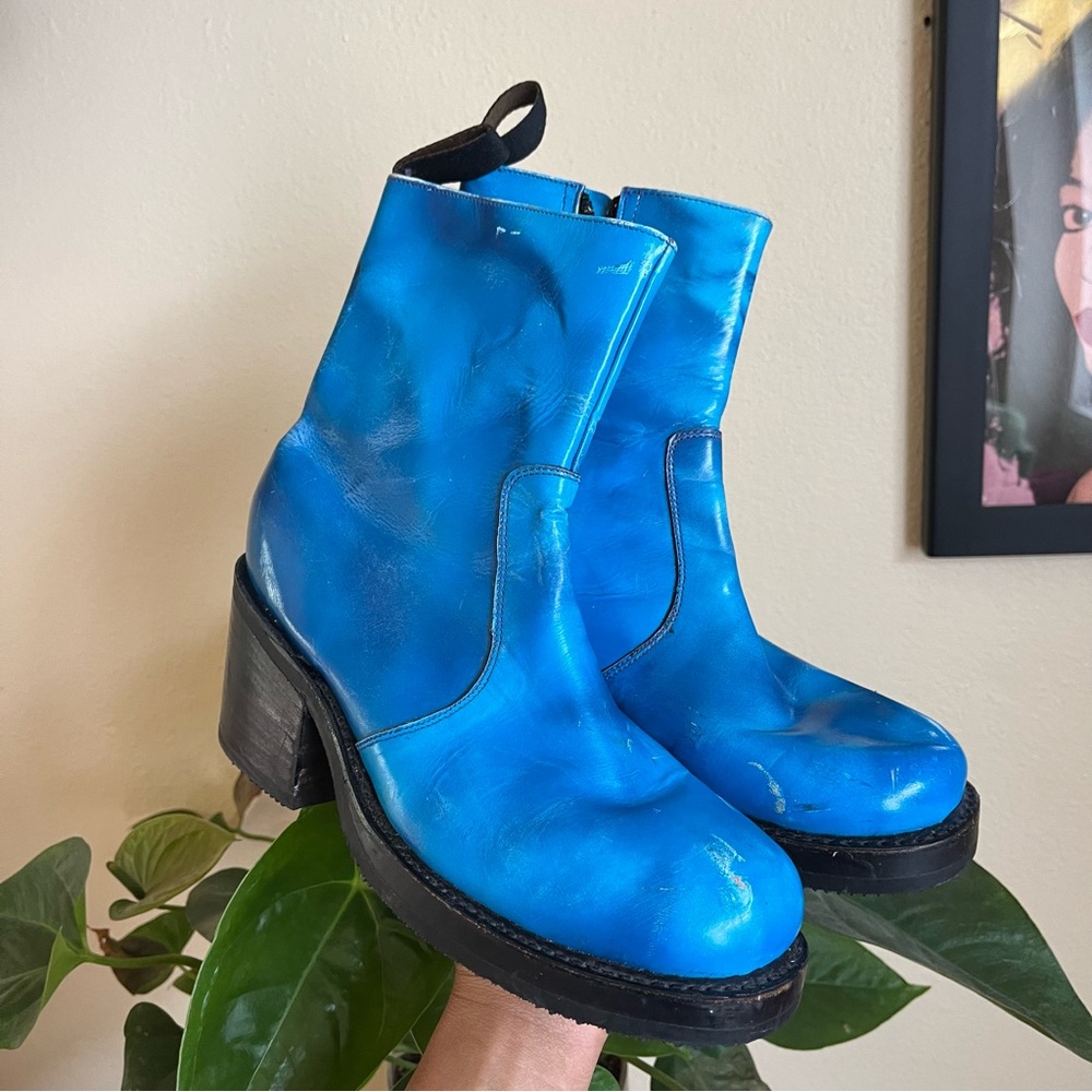 mexican (vintage?) boots in electric blue